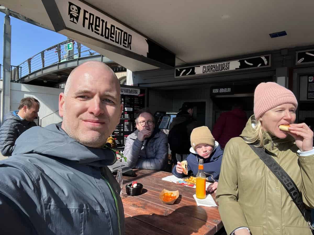 Wir kamen als Gäste und gingen als Freunde Wir kamen als Gäste und gingen als Freunde