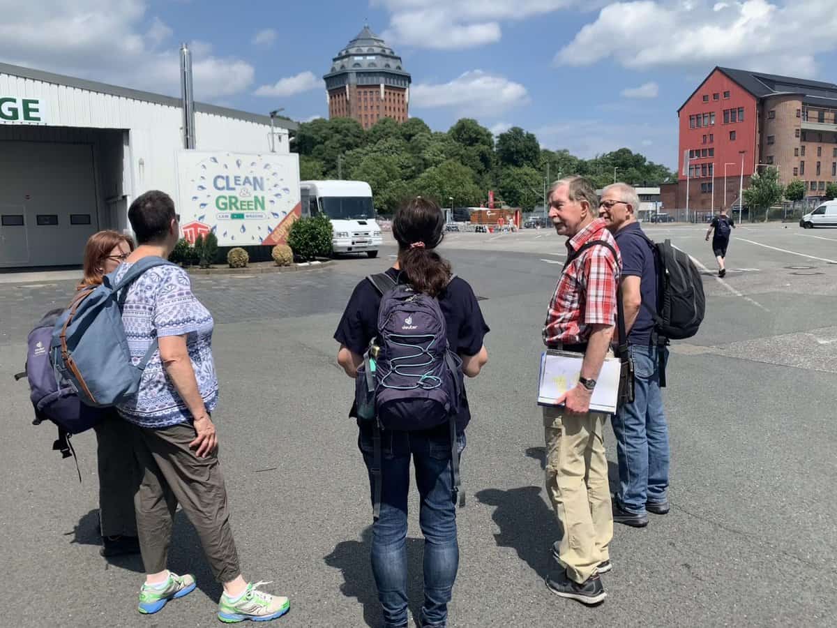 Zu Besuch bei Freunden – der Slogan stimmt! Zu Besuch bei Freunden – der Slogan stimmt!